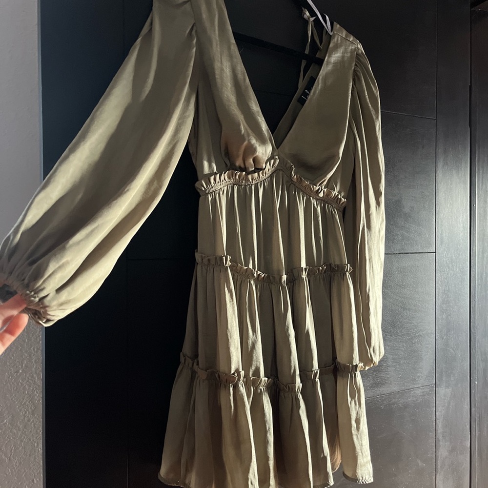 Lulus flowy dress
